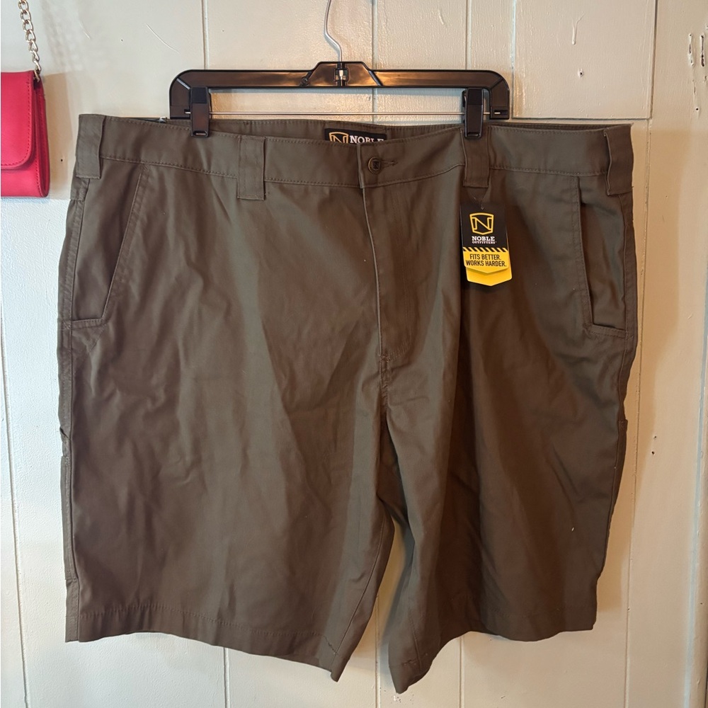 Noize Men's Tan Flat Front Shorts